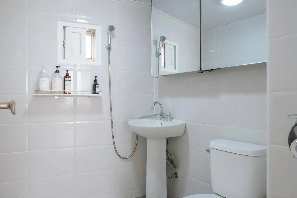 Rousey Apartment Busan