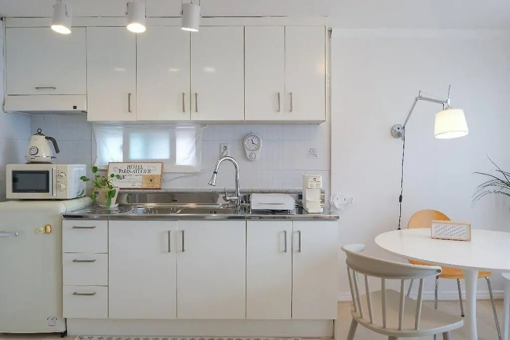 Rousey Apartment Busan