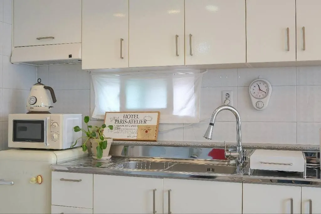 Rousey Apartment Busan