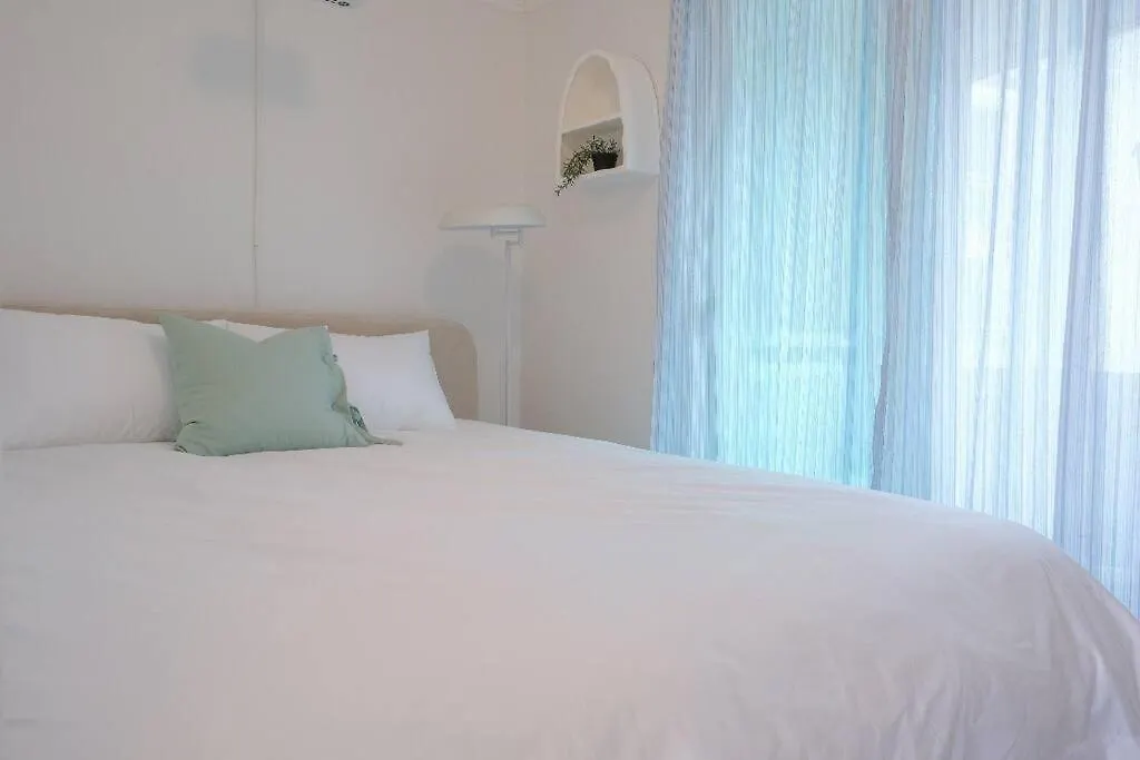 Rousey Apartment Busan