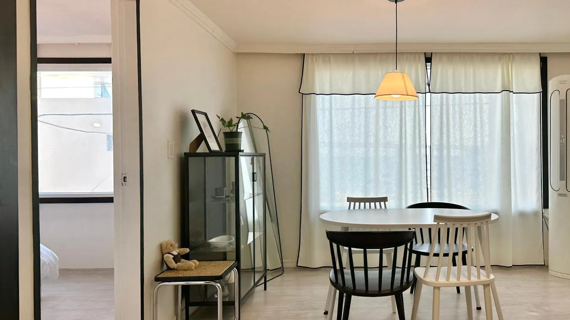 Rousey Apartment Busan South Korea