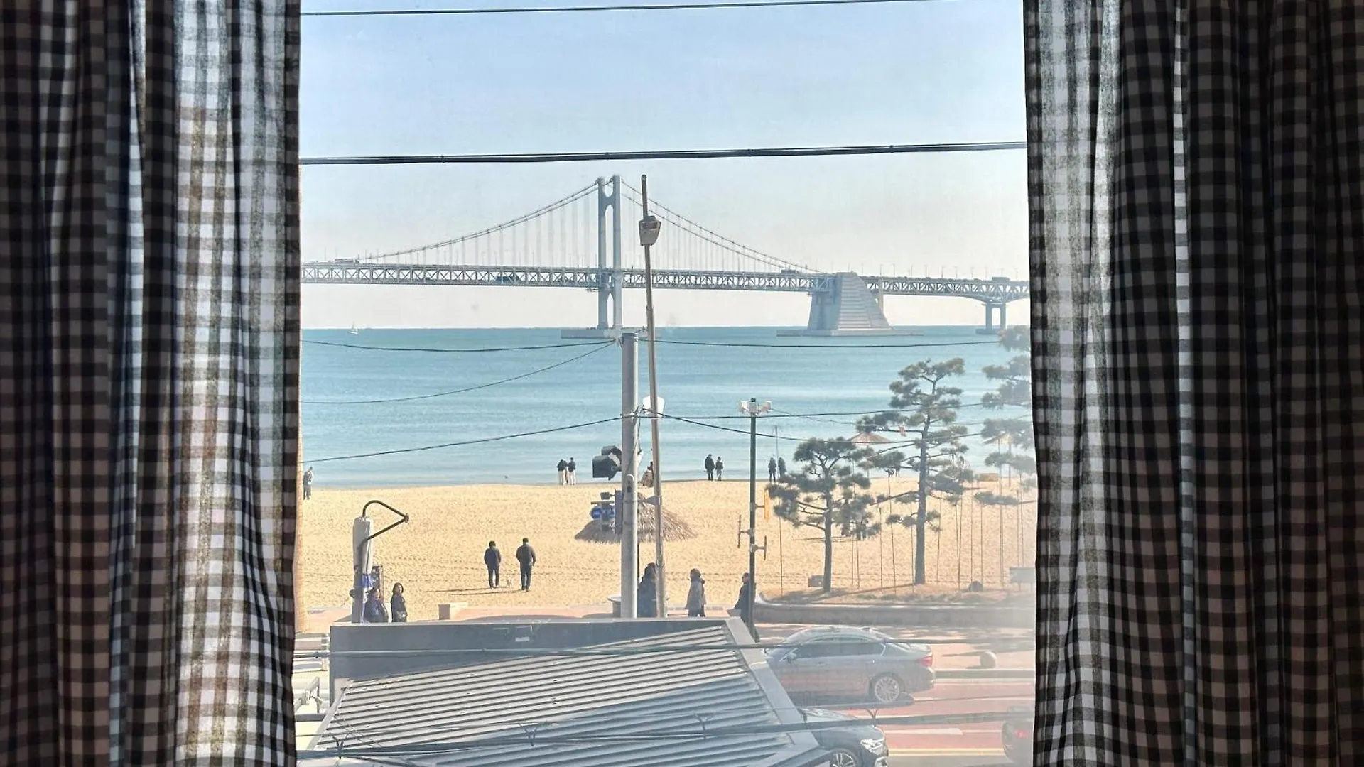 Rousey Apartment Busan 0*,