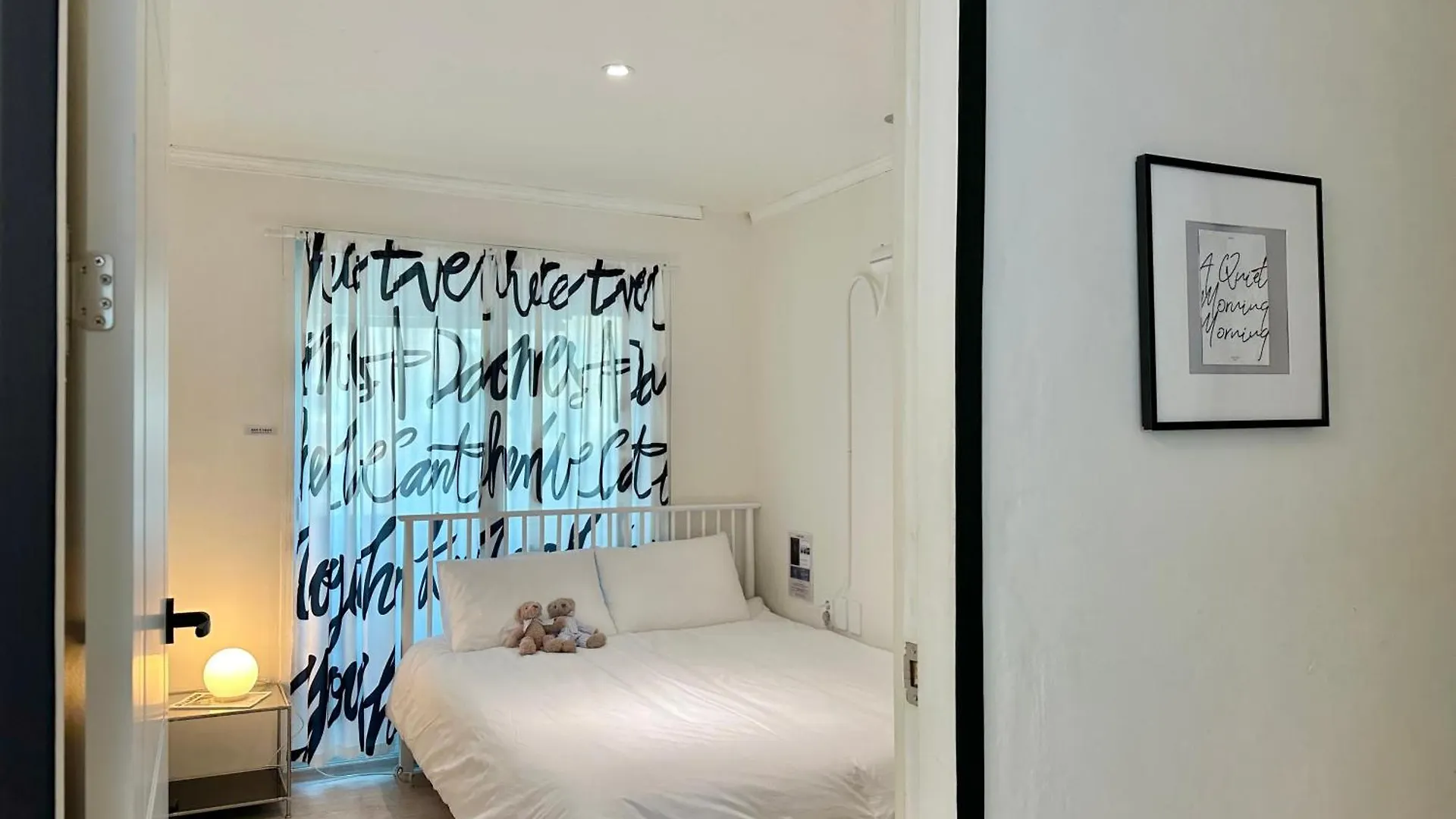 Rousey Apartment Busan