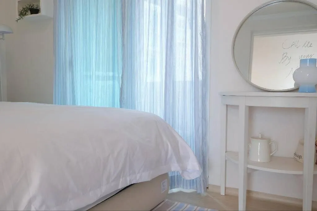 Rousey Apartment Busan