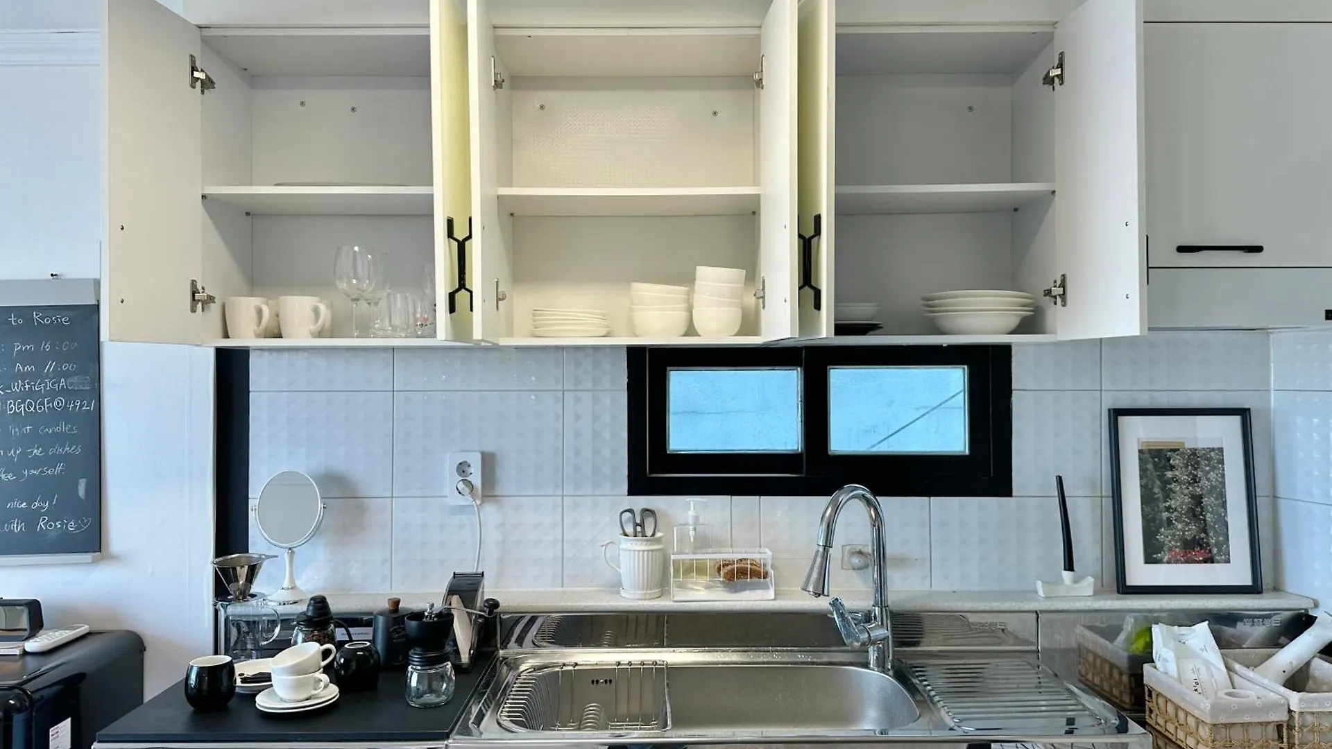 Rousey Apartman Puszan